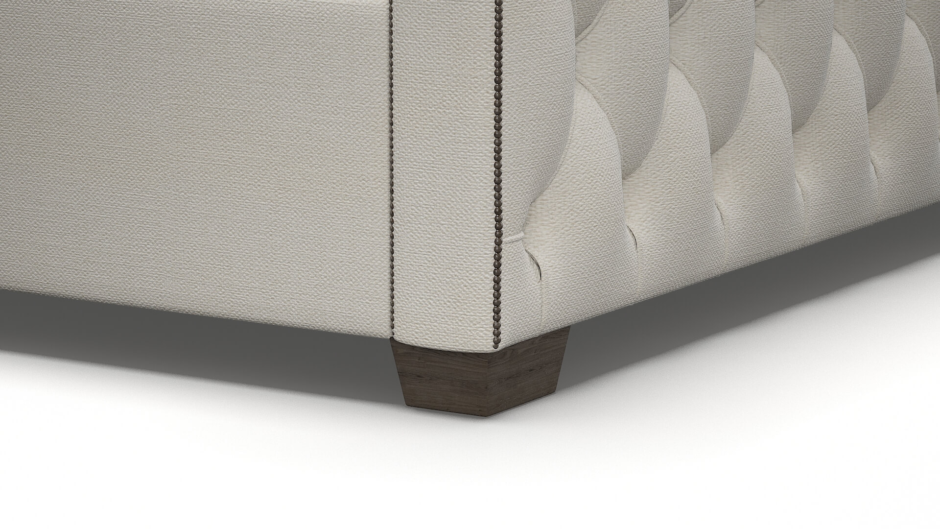 Aida R_prize Cream Bed Leg