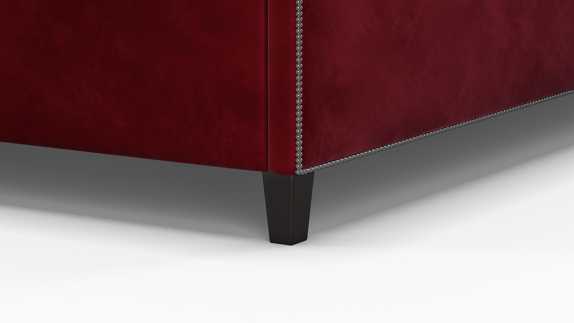 Hugo Royale Ruby Bed Leg