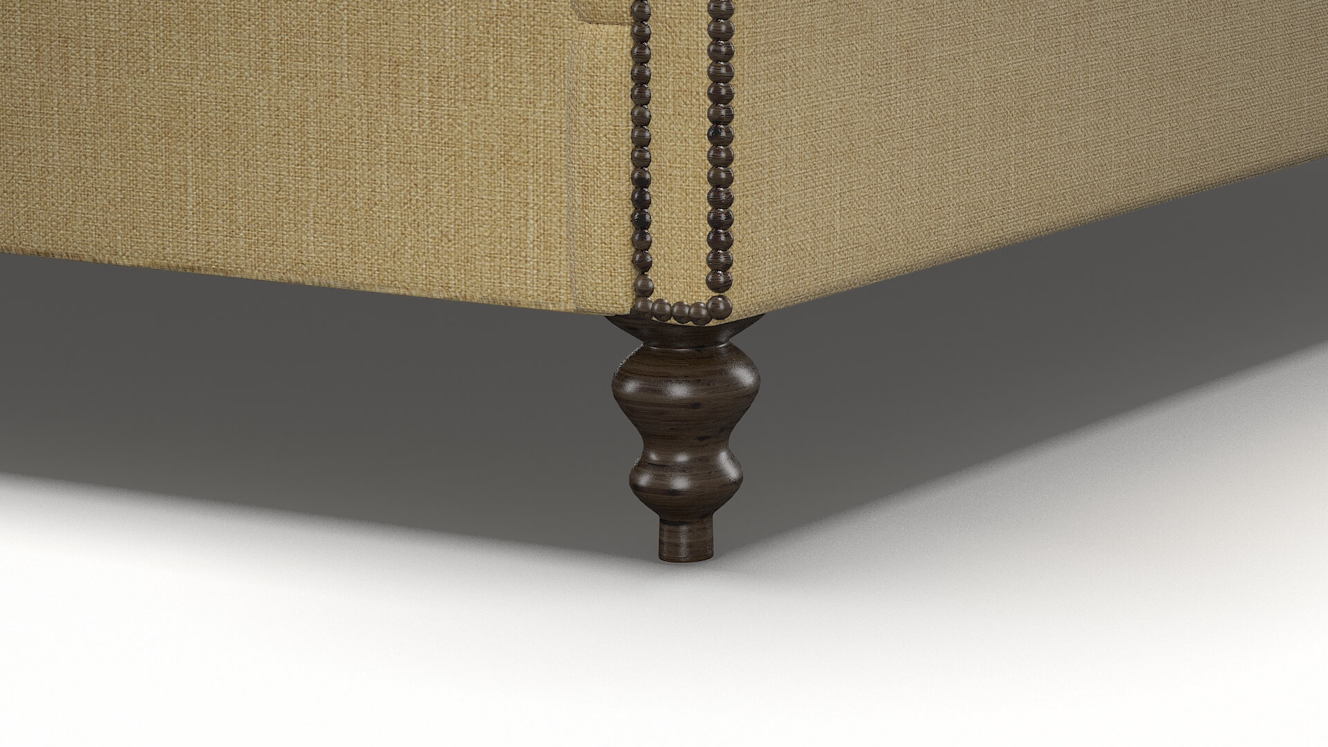 Kaila Avalon_hp Ginger Bed Leg