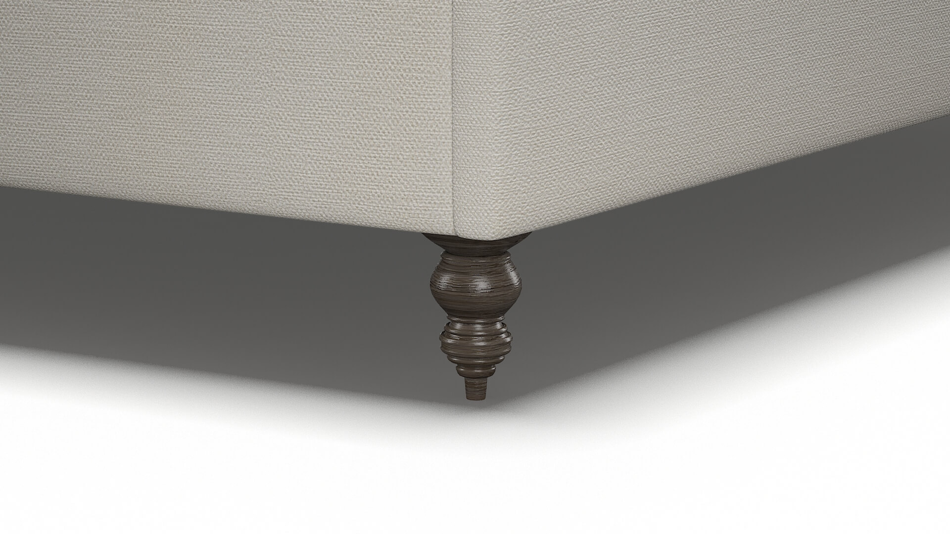 Remy R_prize Cream Bed Leg